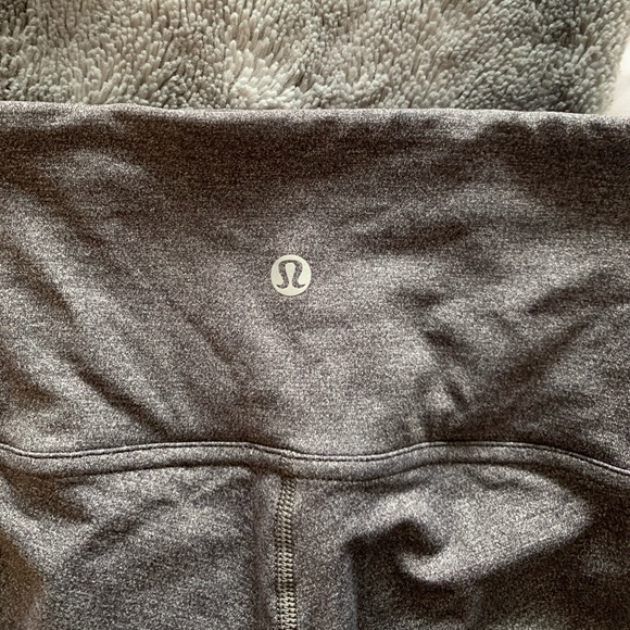 LULULEMON - Picture 5 of 5